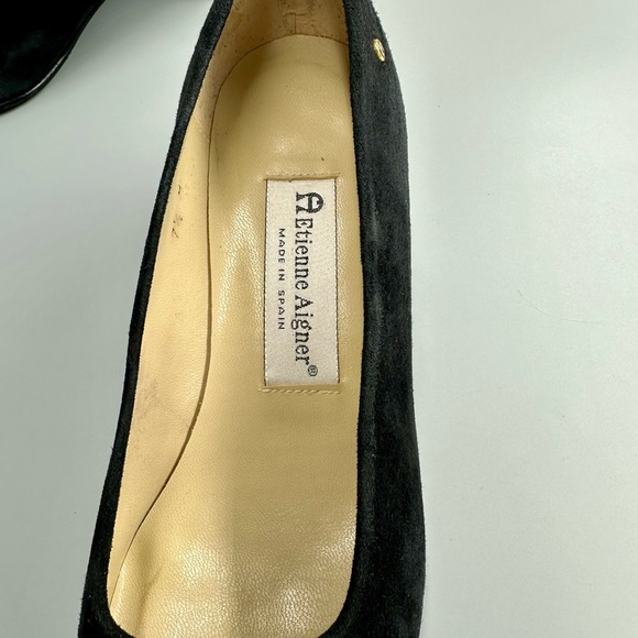 Vintage Etienne Aigner closed toe heels - Picture 2 of 4